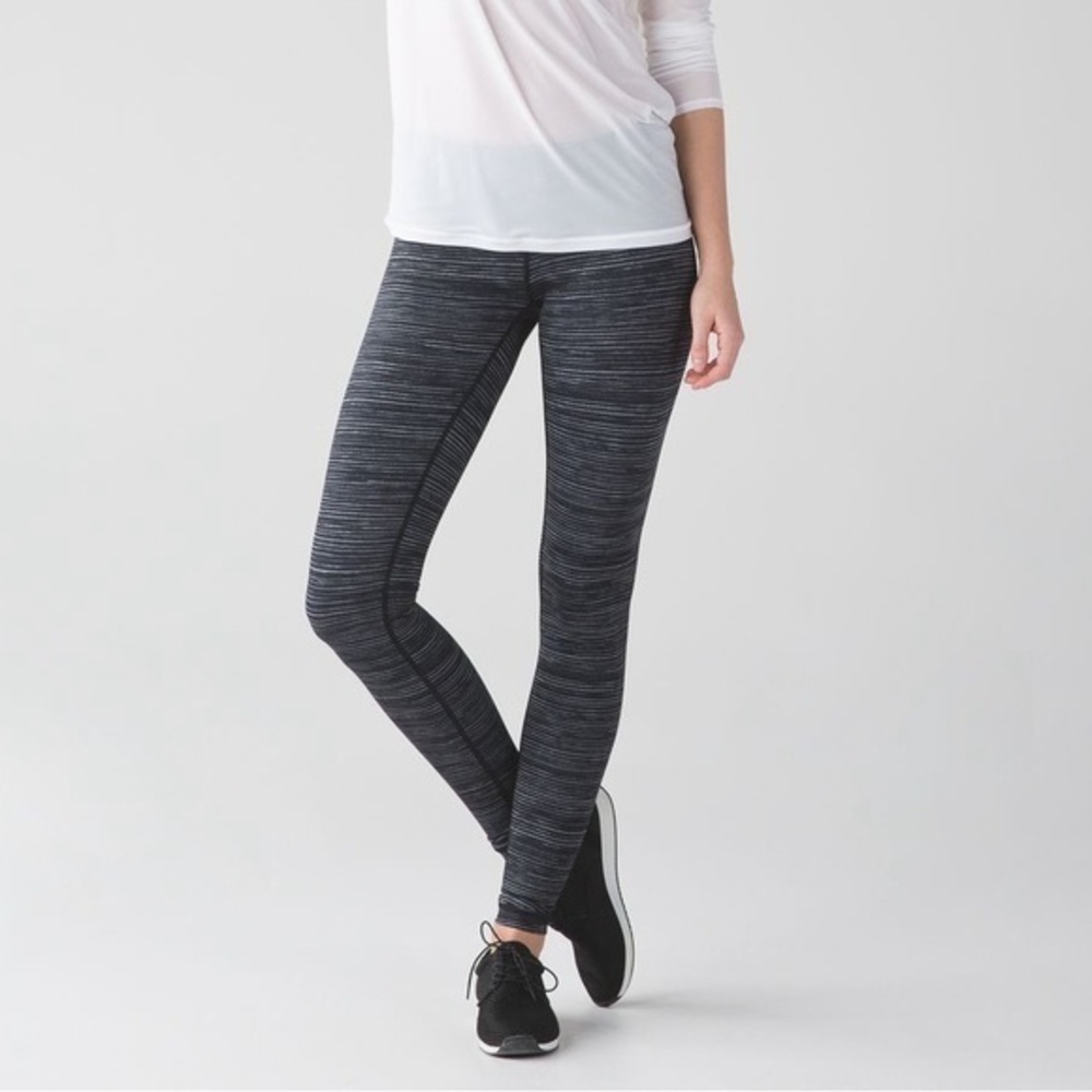 Lululemon Wunder Under High Rise 7/8 Pants Leggings Striped Grey Size 6